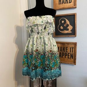 Available Strapless Elastic Waist Patterned Dress